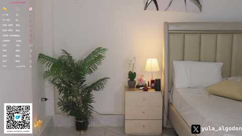 hanna_costtello free recording from 2025-05-24 03:53:00