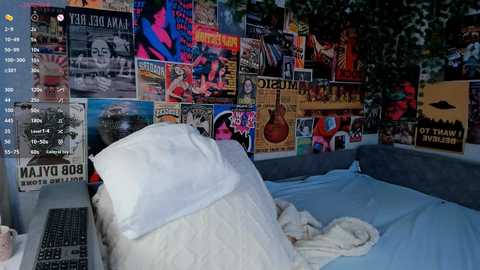 flirtykitty_ free recording from 2025-05-27 05:36:00