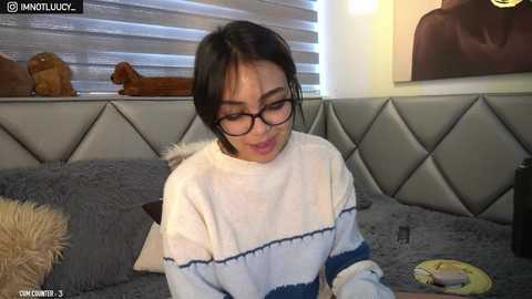 luucy___ free recording from 2025-05-27 17:26:00