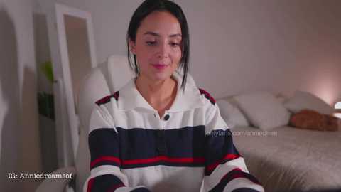 annie_dreams free recording from 2025-05-28 02:08:00