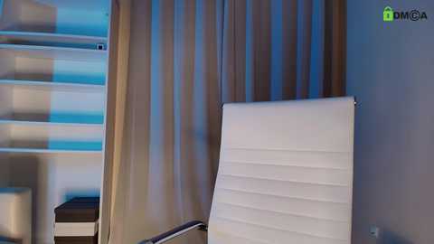 hollyextra free recording from 2025-05-31 18:49:00