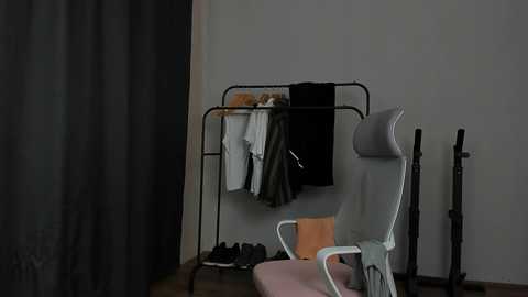 j_akira13 free recording from 2025-06-01 18:05:00