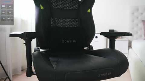 kissing33 free recording from 2025-06-02 16:38:00