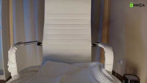 hollyextra free recording from 2025-06-03 19:05:00