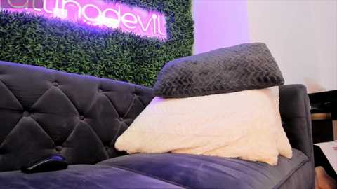 hotfallingdevil free recording from 