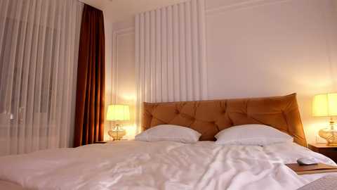 roxy_blue_eyed_ free recording from 2025-06-05 15:34:00