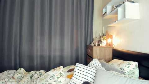 cute_caprice free recording from 2025-06-07 02:36:00