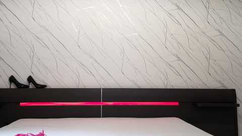 blonde_bigtits free recording from 2025-06-08 05:00:00