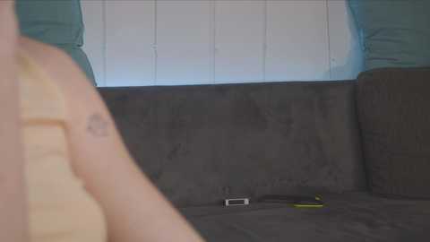 little_anitta free recording from 2025-06-08 03:51:00