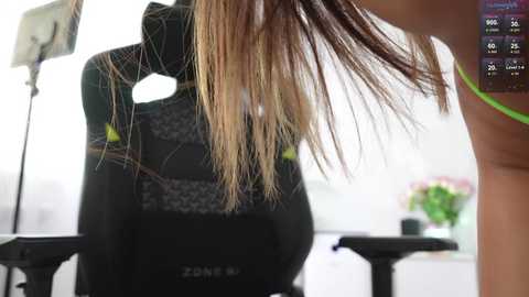 kissing33 free recording from 2025-06-09 16:20:00