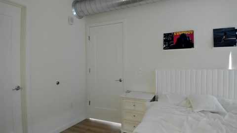 ariah_is_blonde free recording from 2025-06-12 00:36:00