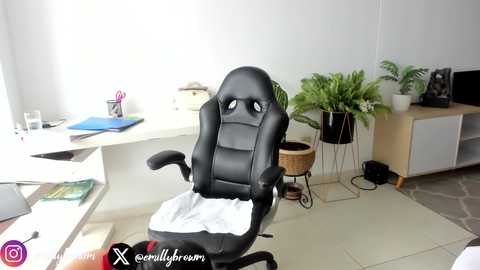 emillybrowm free recording from 2025-06-12 17:49:00