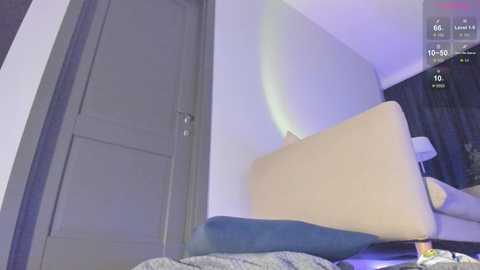 yours_meyy free recording from 2025-06-13 18:45:00