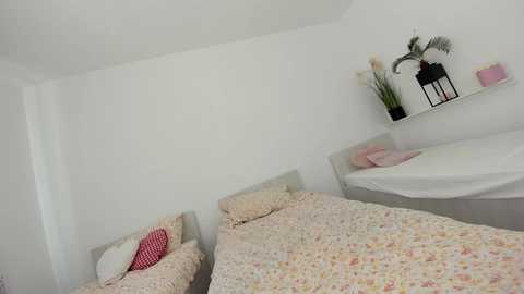 ehotlovea free recording from 2025-06-19 05:54:00