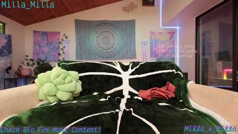 milla_milla free recording from 