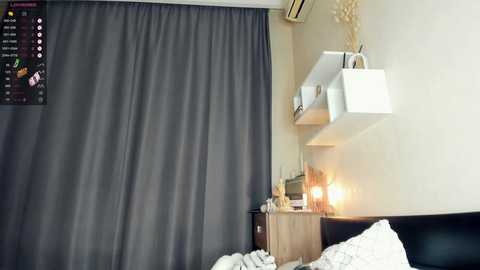 cute_caprice free recording from 2025-06-20 02:18:00