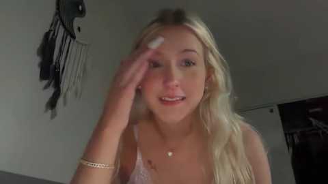 cassiemaee free recording from 2025-06-24 05:38:00