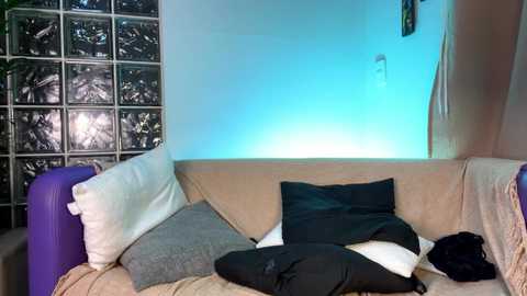 jullyjuicy free recording from 2025-06-24 02:18:00