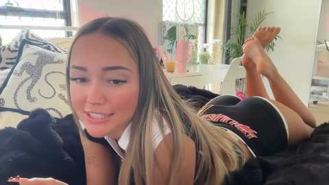 luvlivvyy free recording from 2025-06-24 01:06:00