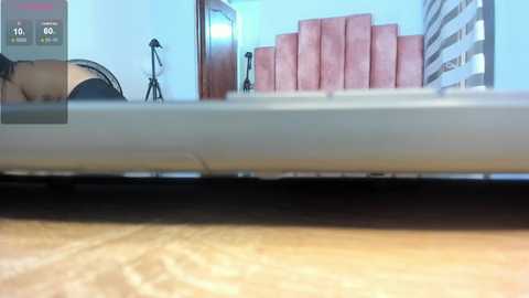 lou_rosse free recording from 2025-06-25 02:30:00