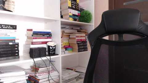 sweet_lil_thing free recording from 