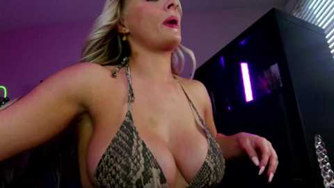 oliviaowens free recording from 2025-07-03 02:54:00