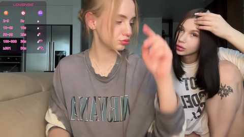 dark_side1213 free recording from 2025-07-04 14:00:00