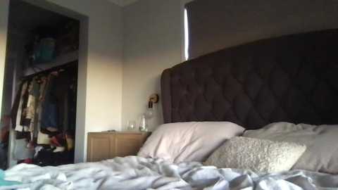 naomirhoades free recording from 2025-07-04 06:49:00