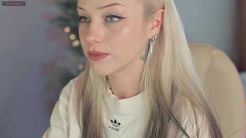 mia_milagros free recording from 2025-07-06 07:34:00