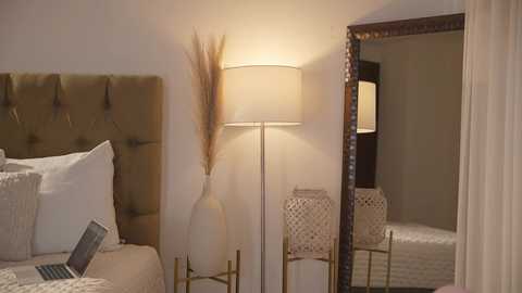 emyii free recording from 2025-07-10 20:48:00