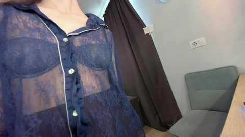 ehotlovea free recording from 2025-07-15 08:49:00