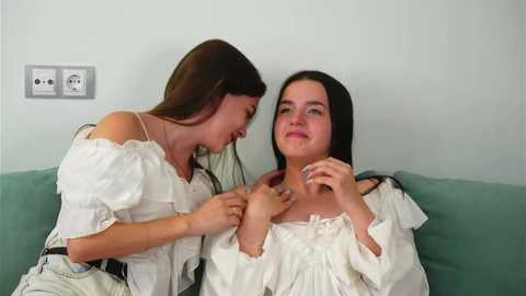 louriezita free recording from 2025-07-21 10:44:00