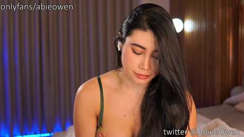 abie_owen free recording from 2025-07-23 01:07:00