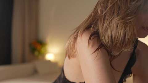 villanelle_l free recording from 2025-07-23 18:49:00