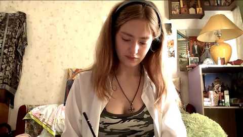 lauranstrine free recording from 