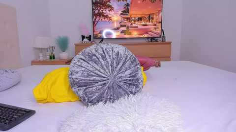 _lyna free recording from 2025-07-28 02:26:00