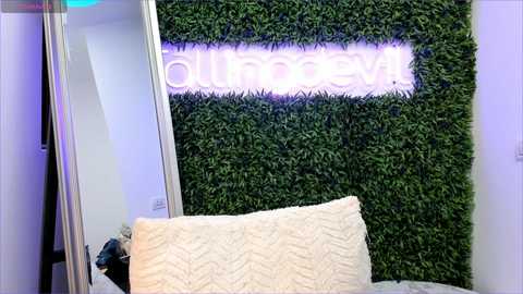 hotfallingdevil free recording from 