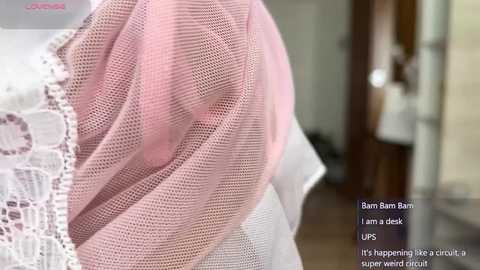 sweet_littleee free recording from 2025-08-01 18:37:00