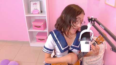 little_effy18_ free recording from 2025-08-02 04:40:00