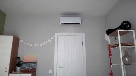 solar_bella free recording from 2025-08-03 12:50:00