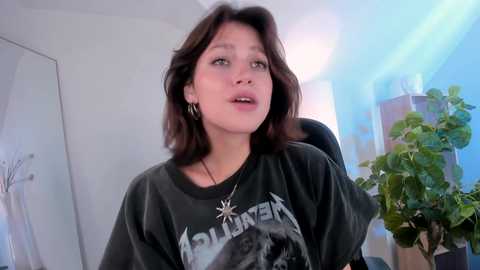 niky_jess free recording from 2025-08-05 12:30:00