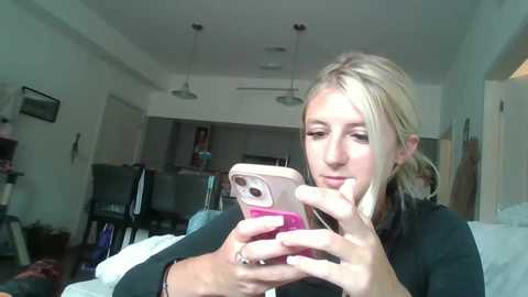 parisbaby2000 free recording from 