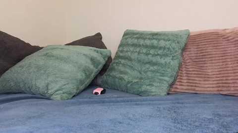 s_leanne_ free recording from 2025-08-05 05:27:00