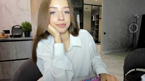 poopl_18 free recording from 2025-08-07 04:18:00