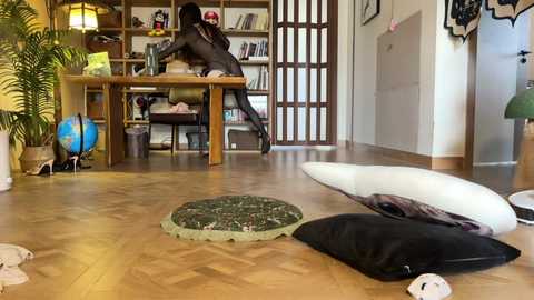 yuanlili free recording from 2025-08-07 08:57:00