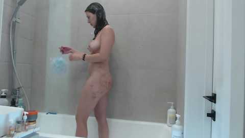 uninvited_raccoon free recording from 2025-08-10 02:27:00