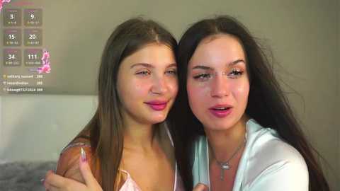 vivid_girls free recording from 2025-08-12 12:31:00