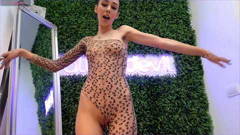 hotfallingdevil free recording from 2025-08-13 06:30:00