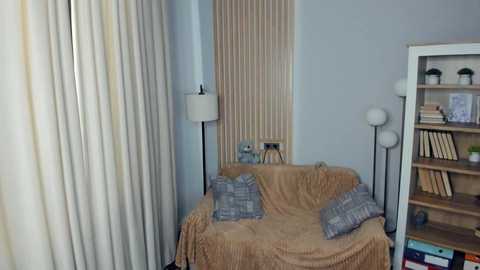 bunny_nova free recording from 2025-08-17 13:00:00