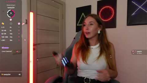 agelina_summer free recording from 2025-08-18 16:21:00